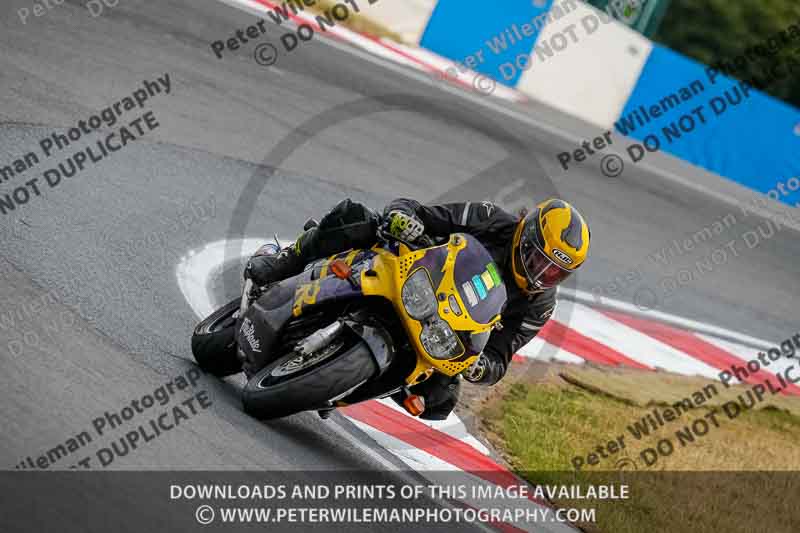 donington no limits trackday;donington park photographs;donington trackday photographs;no limits trackdays;peter wileman photography;trackday digital images;trackday photos